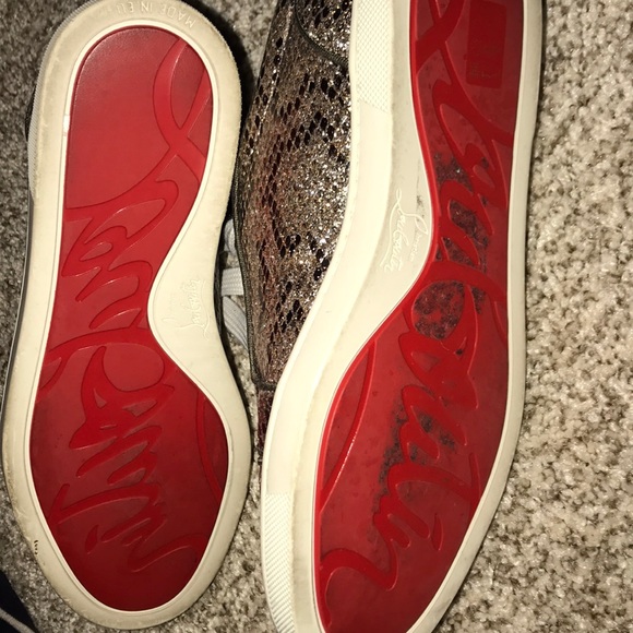 Louboutin shoes Wore 2 hr you see bottom not worn - Picture 3 of 6